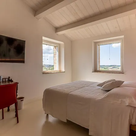 Frantoio L'olinda Vakantieboerderij San Marcello (Ancona)